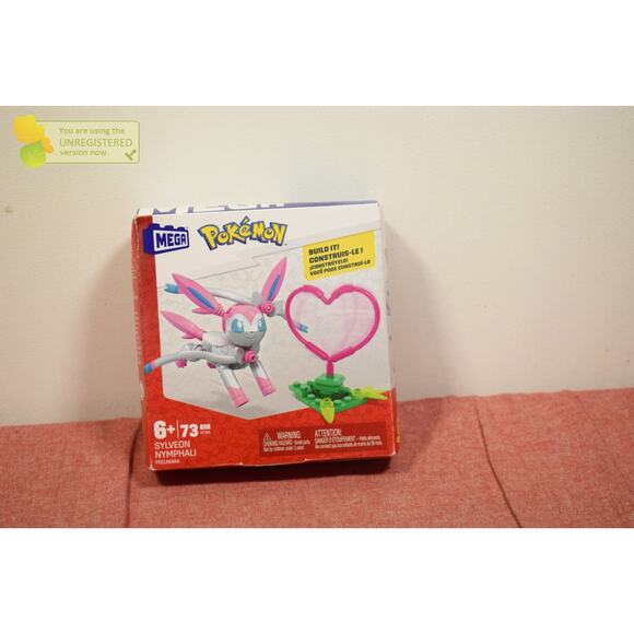 Mega Construx Pokémon Sylveon Building Set - Picture 1 of 6